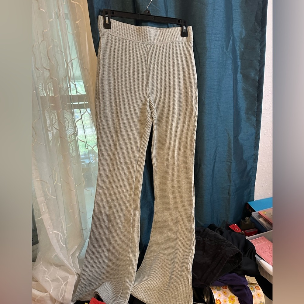 Aerie women’s waffle knit flare pants